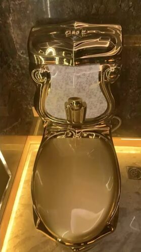 Royal Gold Toilet photo review