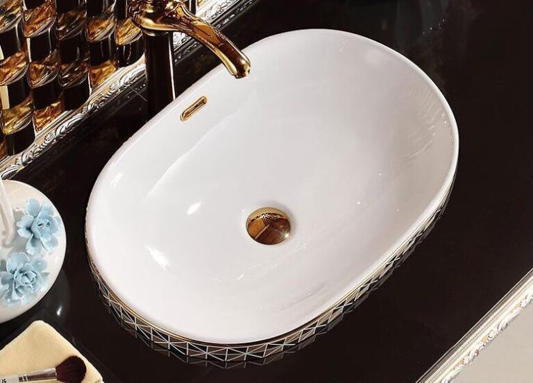 Gold Bathroom Basin With Diamond Pattern Oval Royal Toiletry Global