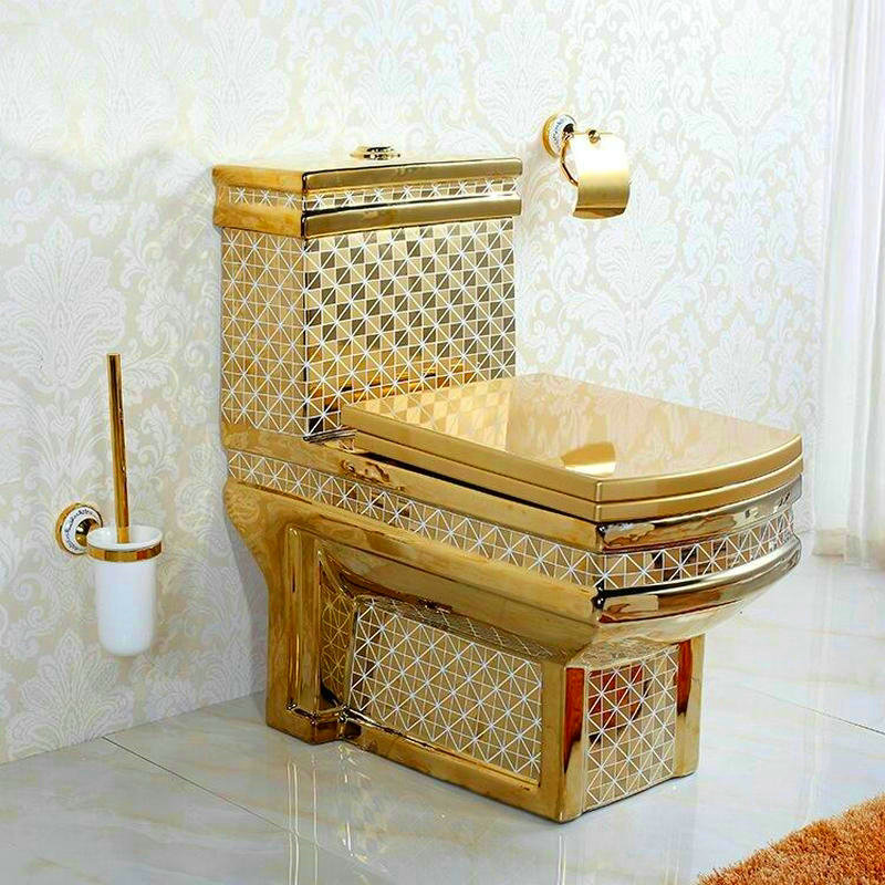 Royal Gold Toilet With Diamonds Pattern Gold Toilets