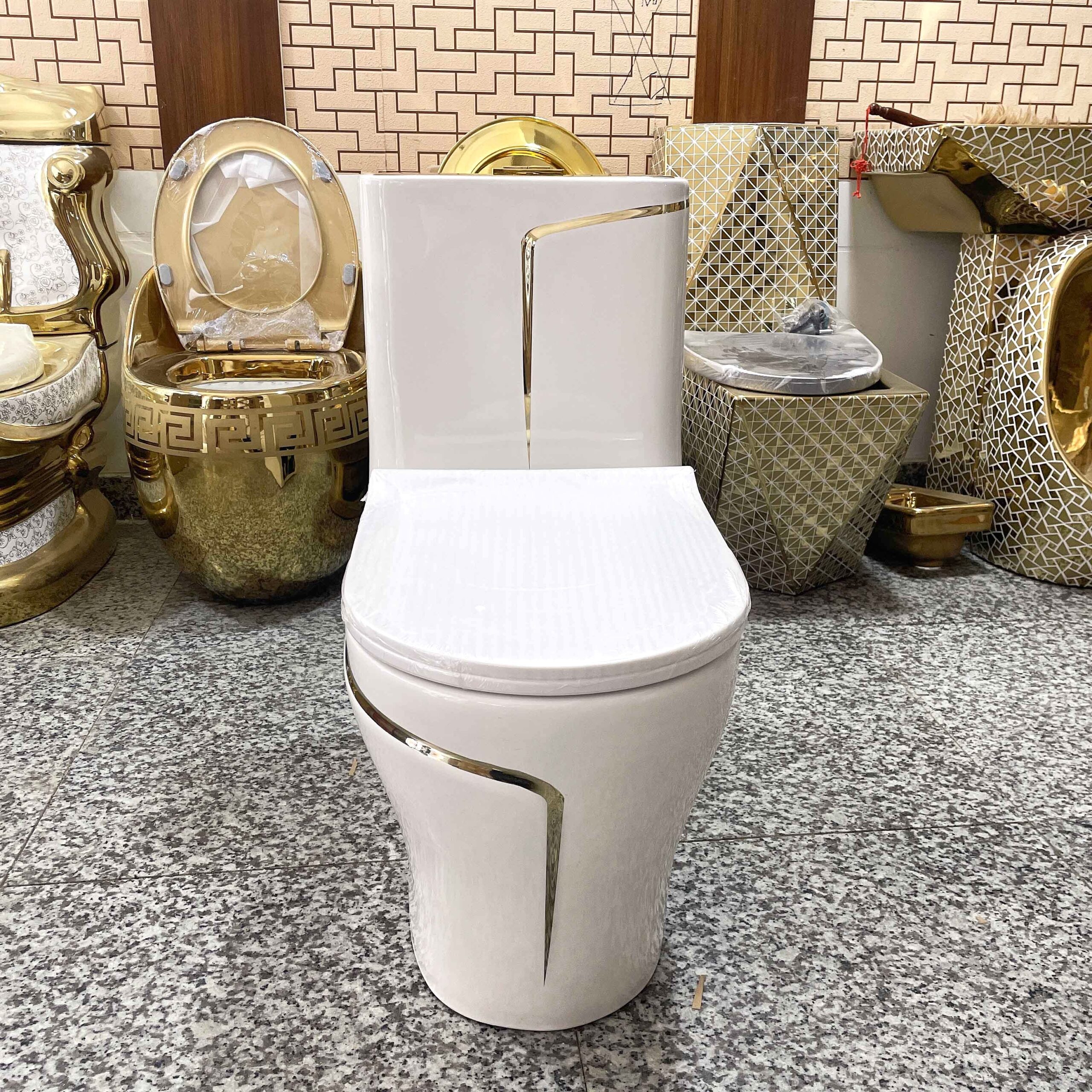 Luxury Toilet With An Elegant Gold Stripe  -  Gold Toilets