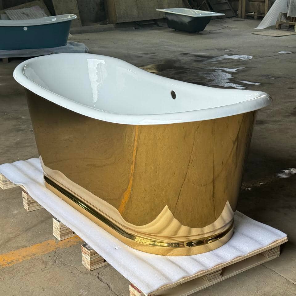 Classic Plain Gold Bathtub  -  Gold Bathtubs