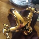 Retro Dual Handle Gold Bathroom Basin Faucet photo review