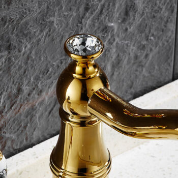 Vintage Gold Bathroom Single Handle Faucet With Diamond
