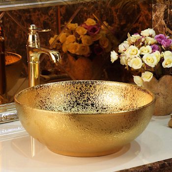 Deluxe Gold Toilet With Diamonds Pattern - Royal Toiletry Global