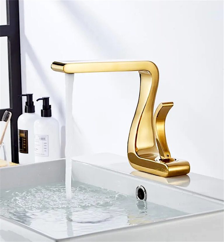 Exclusive Bathroom Gold Faucet - Royal Toiletry Global