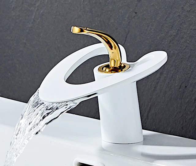 Luxury White & Gold Heart Shaped Bathroom Faucet Gold Water Taps & Faucets